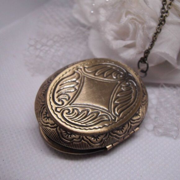 Locket Bronze Buffalo Locket Necklace Keepsake Southwest Native American gift - Picture 4 of 5